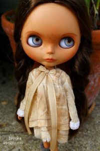 Blythe-Doll-22-Brooke-02