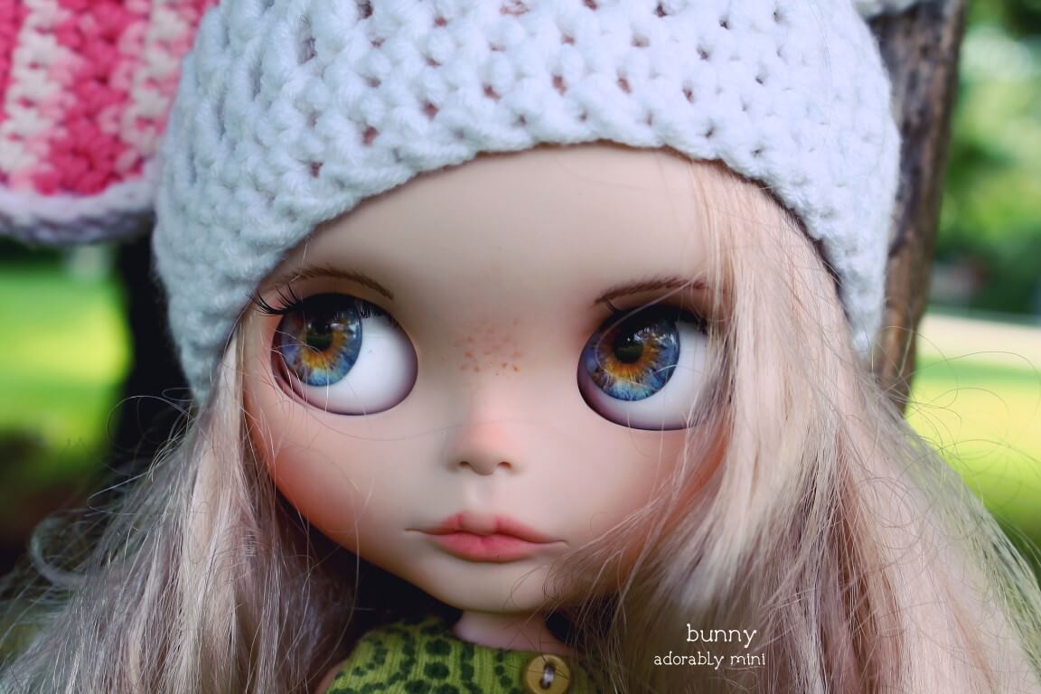 Blythe-Doll-23-Bunny-02