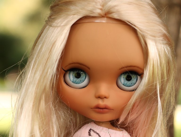 Custom Blythe Doll #50: Chelsea