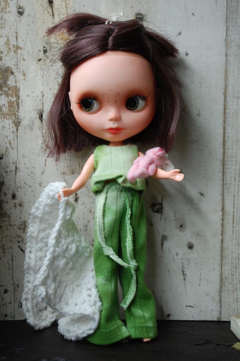 designafriend doll willow