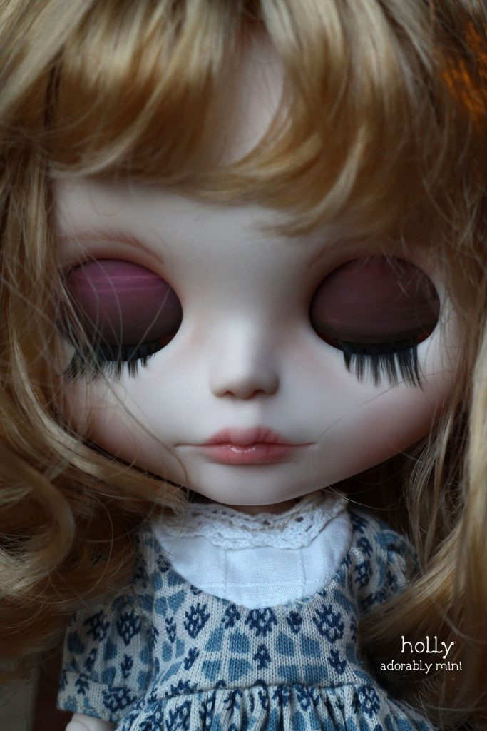 Holly Blythe Doll Sleep Eyes